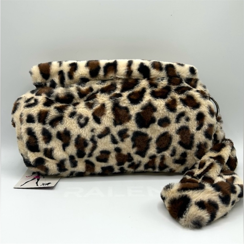 Gilda Paris Messenger Bag